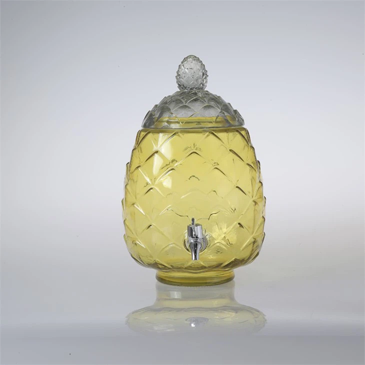 Drikkedispenser i glas i form af ananas