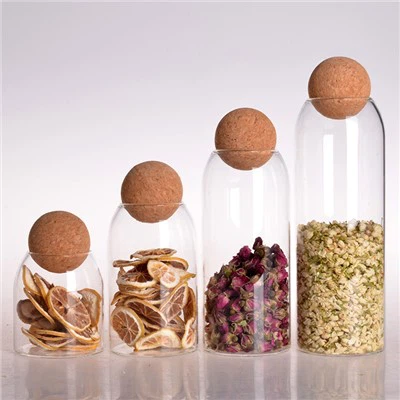 Opbevaringsbeholder i glas med kuglekork